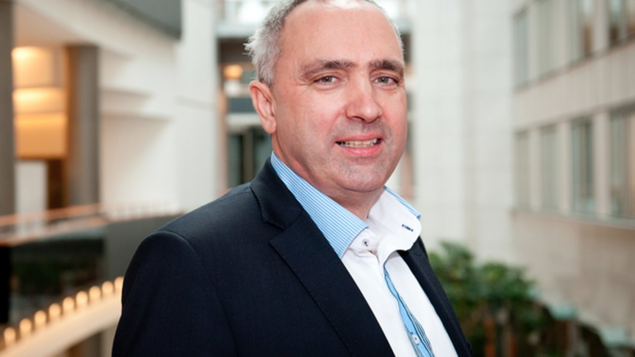 f25c2dd1-15d5-4f9a-b522-a614cecd4f5f?server=place2