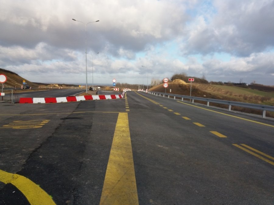 094d46f2-e75b-404c-91b5-b01491395981?server=place2